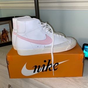 Blazer Mid ‘77 Vintage ‘Pink Foam’